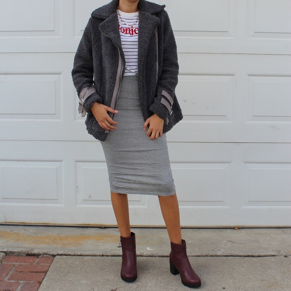 🚨//Fall Favorites// Grey moto jacket - Picture 6 of 6